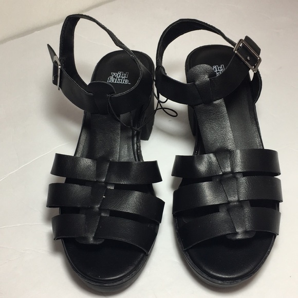 wild fable sandals